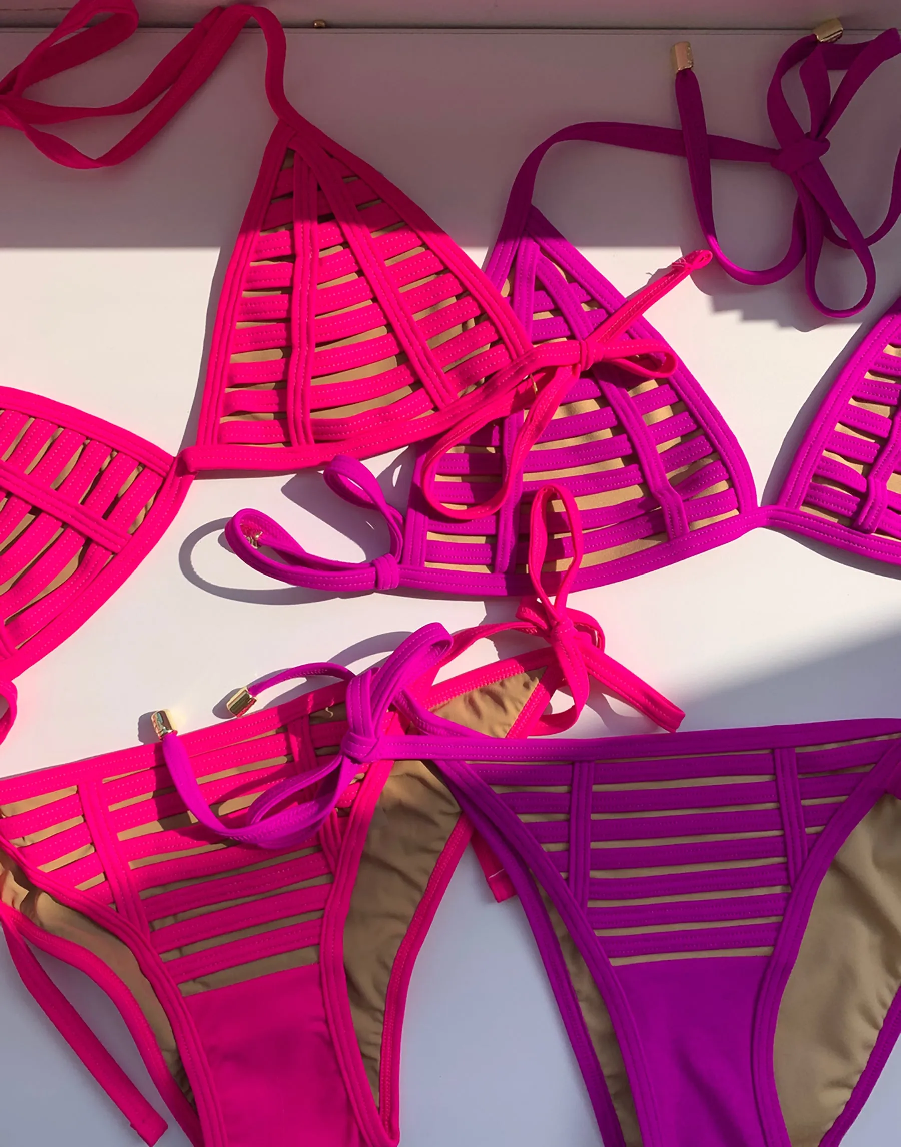 Hard Summer Triangle Top - Fuchsia