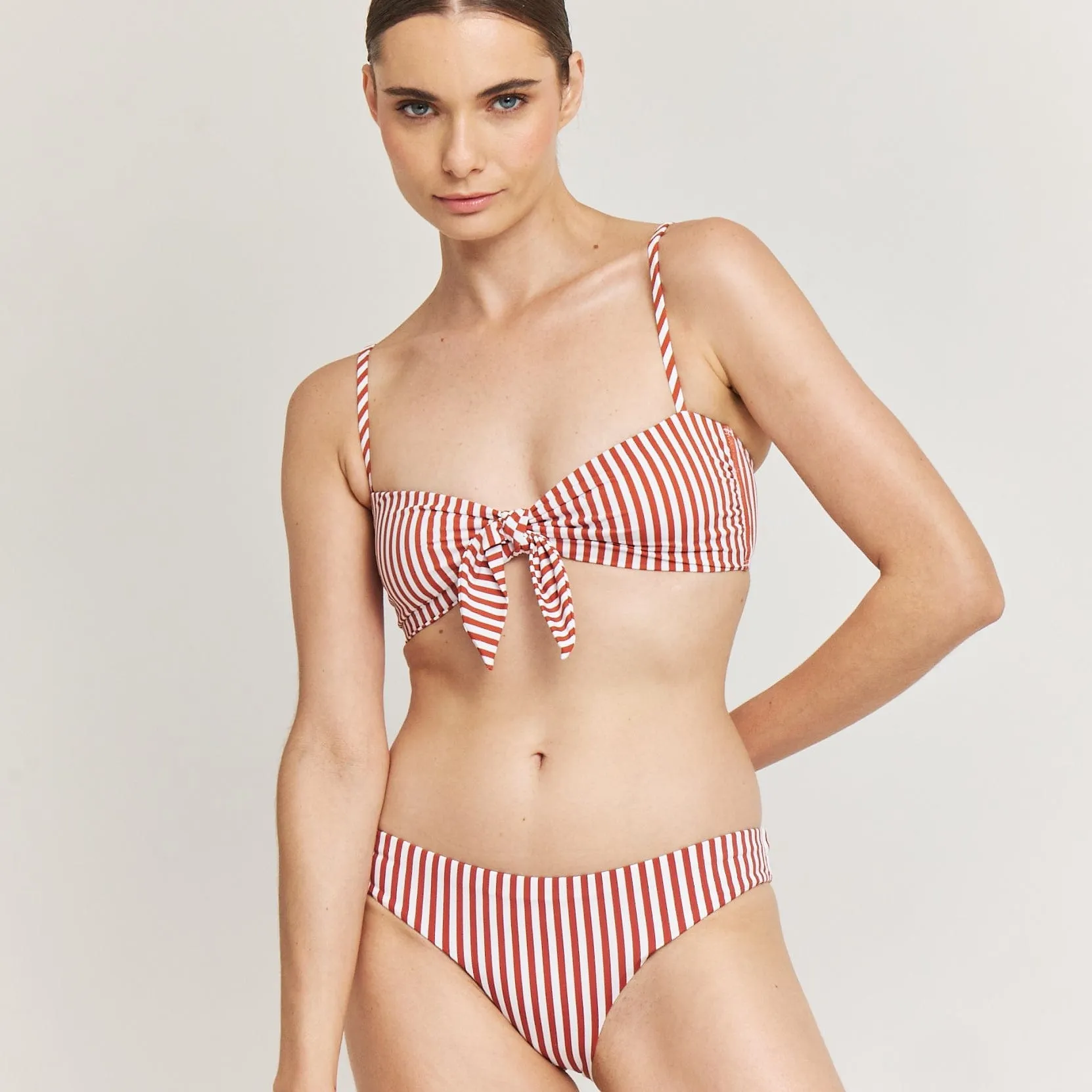 HIPSTER BOTTOM ST TROPEZ 18