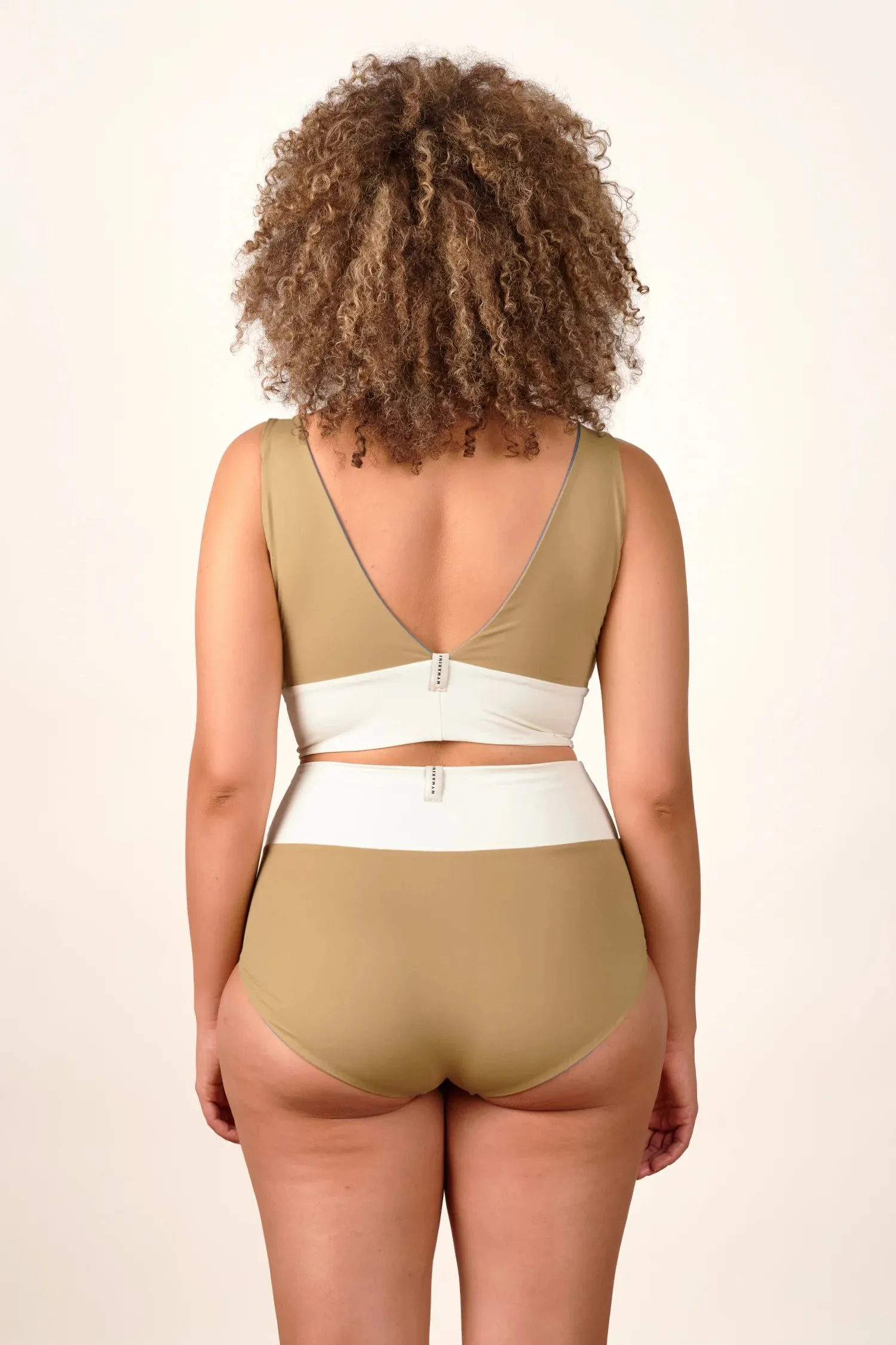 Yoga Top '25