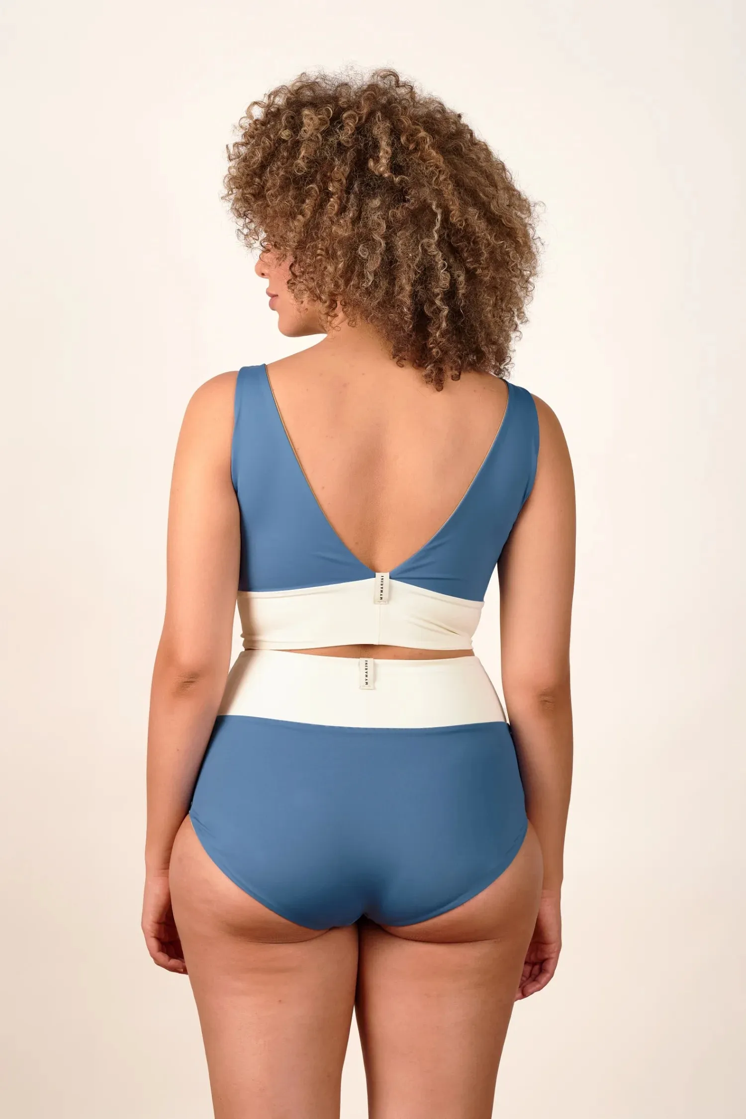Yoga Top '25